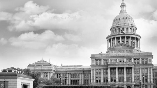 Abbott signs voucher bill into law