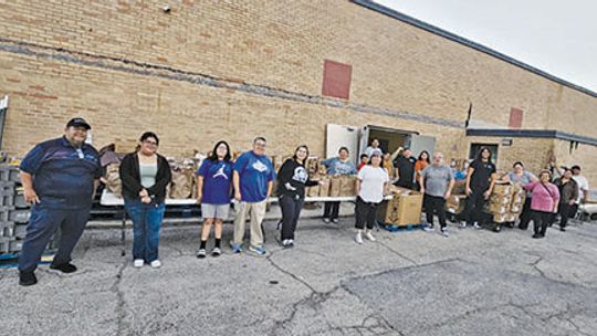 Agape Food Bank delivers Thanksgiving joy