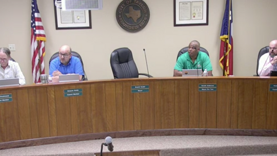 From left, councilmembers Mitch Drummond, Dwayne Ariola, Gerald Anderson and Robert Garcia begin the Aug. 11 City Council meeting at City Hall in Taylor. Captured via screenshot / City of Taylor