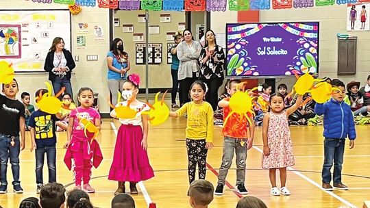 CINCO DE MAYO AT VETERANS’ HILL ELEMENTARY