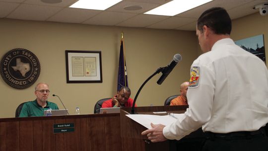 Fire Chief Daniel Baum addresses city leaders at the March 9 meeting of the Taylor City Council. Photo by Nicole Lessin