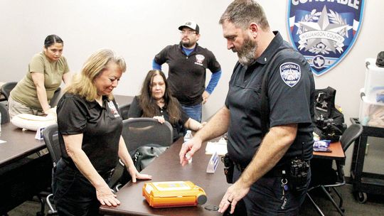 Constables teach chest compression procedures