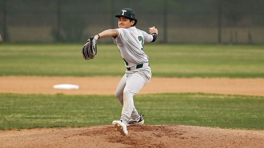 Ducks control issues prove costly versus Cougars