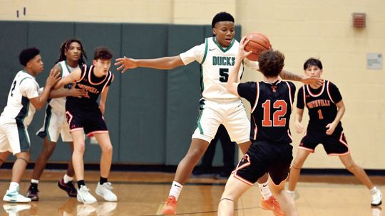 Ducks move to 2-0 versus Hornets