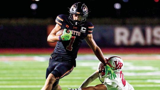 Fields, Antoun break records against Rangers