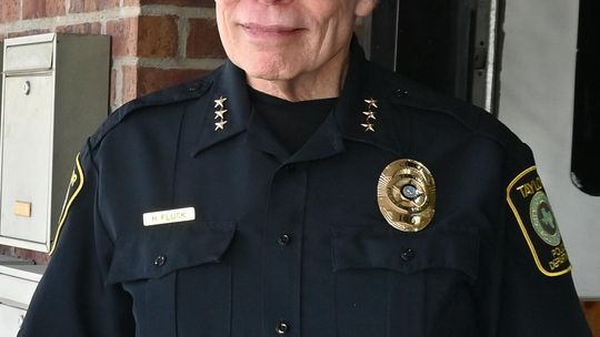 Fluck retires as Taylor Police Chief