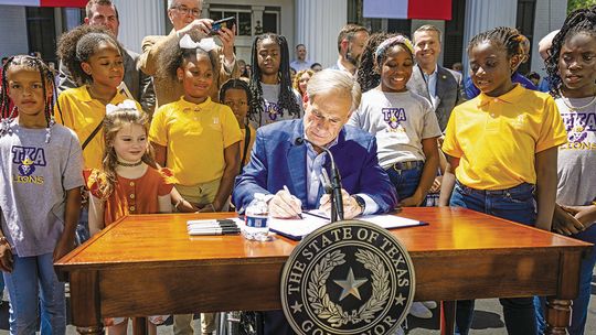 Gov. Abbott signs school voucher bill into effect