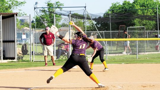 Granger baseball, softball seasons end in area round
