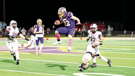 Granger cruises past Iola 56-14 on homecoming night