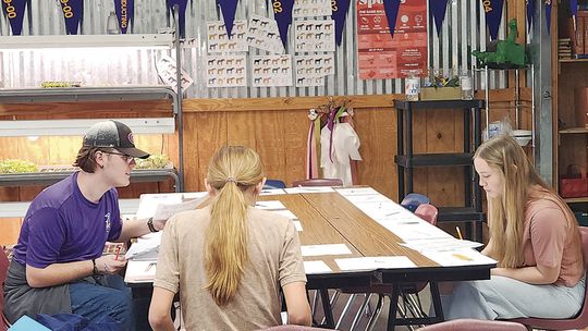 Granger FFA students prepare for CDE competitions