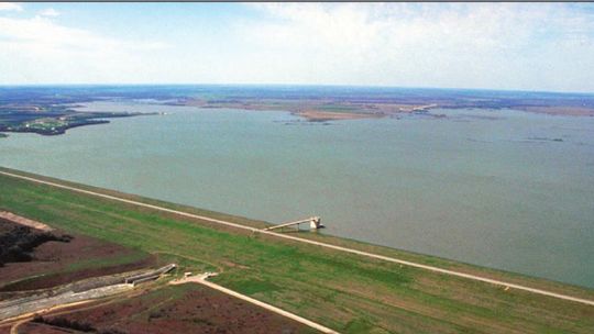 Pictured is an aerial view of Granger Lake and Dam on the San Gabriel River in Williamson County. The dam is located approximately 10 miles northnorthwest of Taylor. The U.S. Army Corps of Engineers constructed the dam in 1980 for flood control and water supply. This view is toward the sou...