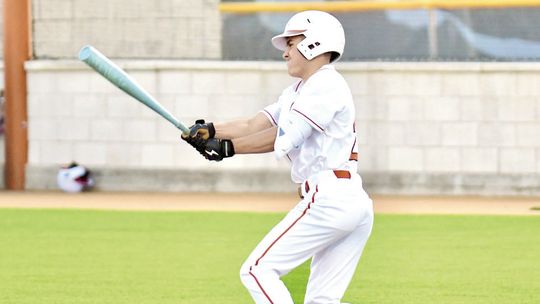 Hippos run rule Manor in first district win