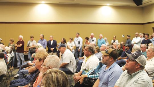 Landowners in the city’s extraterritorial jurisdiction attend an information meeting last fall about the Envision Taylor Comprehensive Plan, which they say unfairly limits their property’s values. Photo by Nicole Lessin