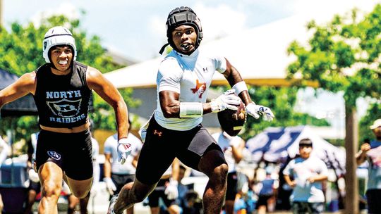 Hutto 7-on-7 team competes at state tournament