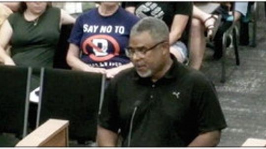 Onnesha Williams, founder of Black Families of Hutto, asks mayor to resign. Source: City of Hutto