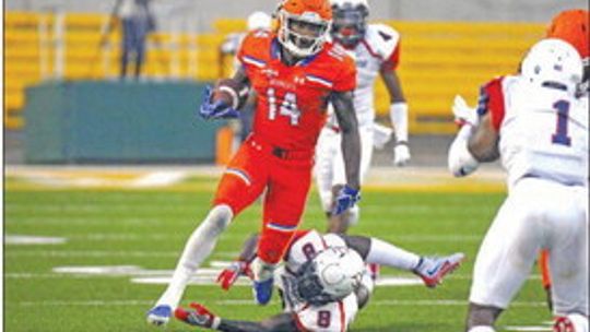 Hutto’s own Davis in training camp with Arizona Cardinals