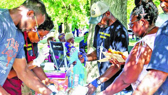 Last year, families gathered at Fannie Robinson Park to celebrate Juneteenth. This year, activities will be held on June 17 and June 19. Photo by Fernando Castro