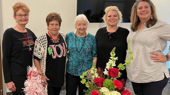 Junior Women’s Study Club hostesses included (from left) Marsha Beckerman, Mary Jane Hammack, Gayle Daniel, Kristy Mucha and Liz O’Dell. Courtesy photo