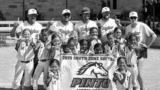 LADY DUCKS 8U SOFTBALL