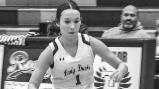 Lady Ducks dominate Achieve 76-12