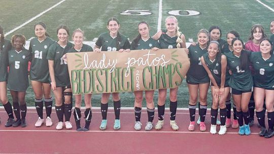 Lady Ducks receive 11 all-district selections