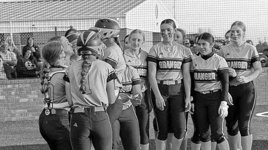 Lady Lions surge past Cougars 14-4