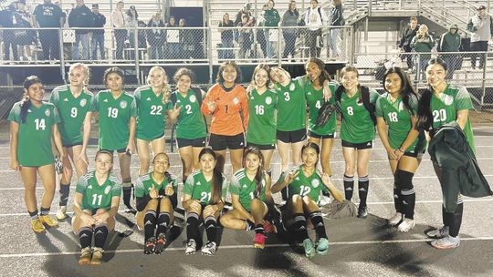 Lady Patos blank La Grange 3-0