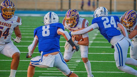 Lions advance versus Yorktown, 62-30