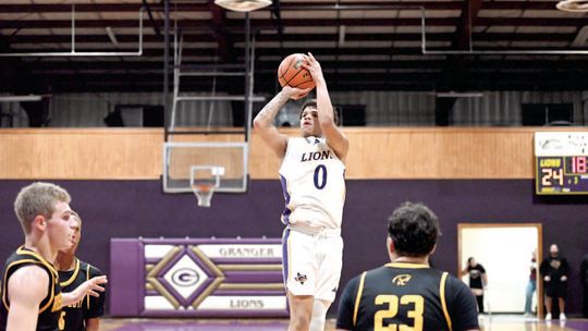 Lions maul Hornets, 80-28