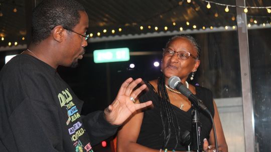 Eliza Ackerman (right) discusses local Black History Month celebrations and more with Taylor Press publisher Jason Hennington during a special Taylor Diversity, Equity, and Inclusion (DEI) Committee presentation at Texas Beer Company in Taylor Feb. 23. Photos by Fernando Castro