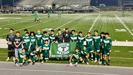 Los Patos get 2-1 victory over Giddings