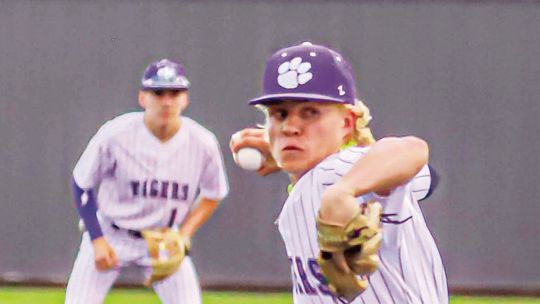 McAllister Shuts Out Owls, Thrall Takes Game 1