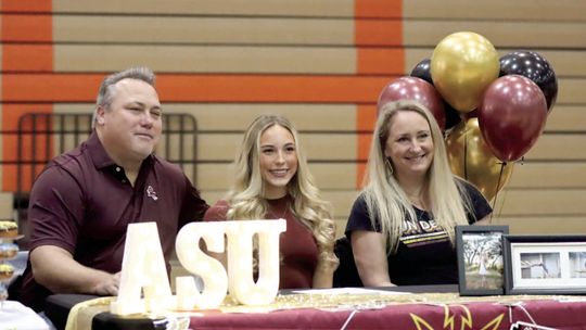 NINE HIPPOS INK ON NATIONAL SIGNING DAY