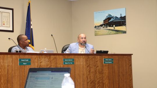 District 4 Councilman Robert Garcia discusses the proposed increase at the Nov. 10 meeting. Photo by Nicole Lessin