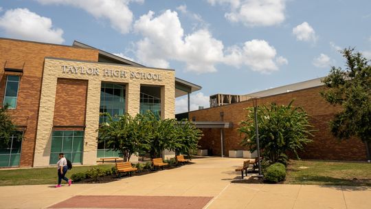 No increase to school-tax bill, Taylor ISD says