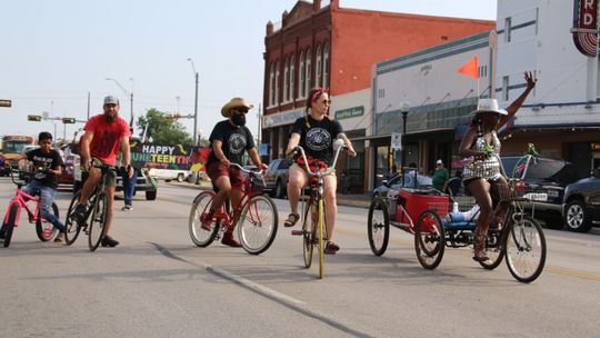 The rebirth of the parade drew a crowd in the downtown area. There were 15 participants in the parade including four cars and five walking entries along with Taylor police and firefighters.