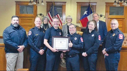 Retiring first responders draw praise, applause