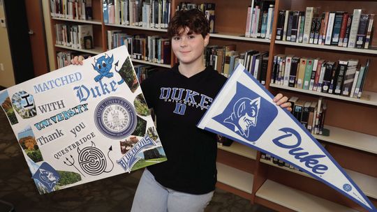 Senior goes from Duck to Duke