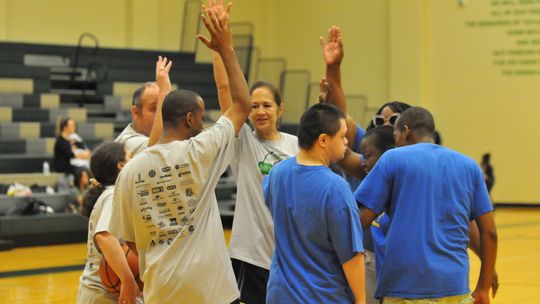 Last season, the Shining Stars were unable to compete at the Taylor Press 3-on-3 tournament due to health concerns with COVID-19. This year, the team returns to action for the first time since 2019. 