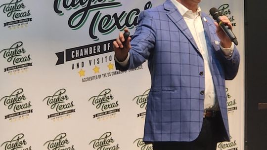 Snell urges cities, county to work together