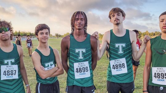 Taylor Ducks cross country team competes in McNeil Invitational