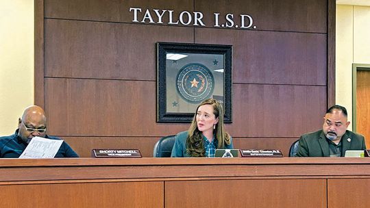 Taylor ISD GETS an A from superintendent