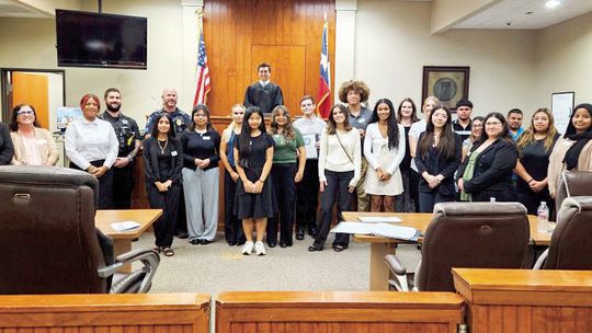 TEEN COURT: Youths hold trials, decide sentencing for peers