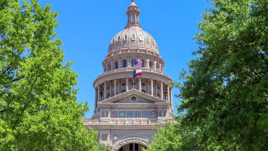 Texas schools see little change in TEA grading