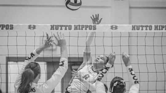 The Hippos win in final set versus Raiders