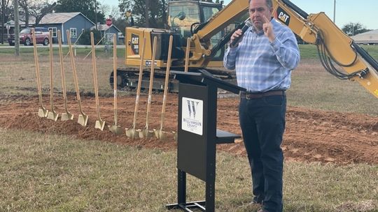 Commissioner Russ Boles speaks during groundbreaking ceremony for the South Bounds Street improvement project in Thrall Nov. 9, 2021. Courtesy photo