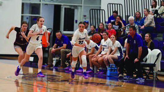 Tigerettes dominate Eagles, 44-25