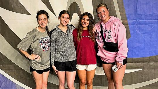 Tigerettes lift at state meet