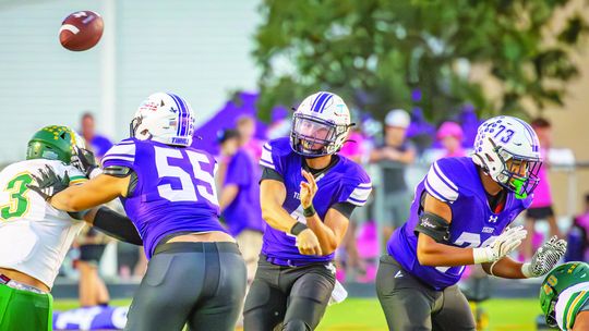 Tigers face Rogers for third district spot