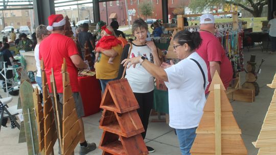 Heritage Square, where a weekly farmers market takes place, is at 400 N. Main St. in Taylor. Photo by Fernando Castro